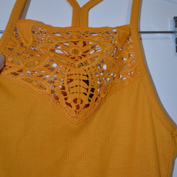 Impulsive Dark Gold Lace Front Neck Spagetti Straps Knit Polyester Crop Top XS - Picture 5 of 5